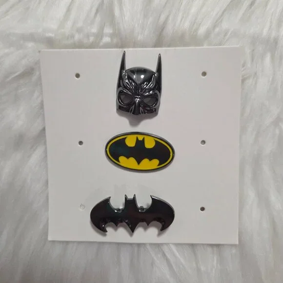 Batman Pin Set - Picture 1 of 4
